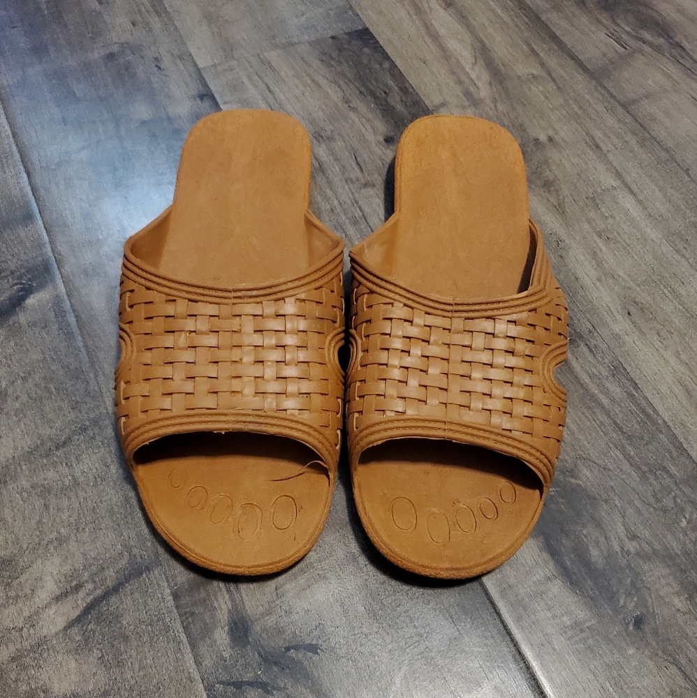 Mens Brown Rubber Sandals size 12 Like New